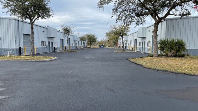 Plus de détails pour 2164 Platinum Rd, Apopka, FL - Industriel à louer
