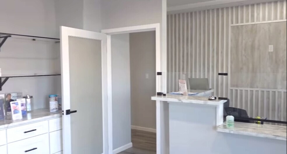 4125-4139 Mexico Rd, Saint Peters, MO à louer - Photo du bâtiment - Image 3 de 5