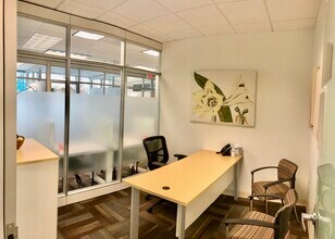 4801 Glenwood Ave, Raleigh, NC à louer Photo intérieure- Image 1 de 1