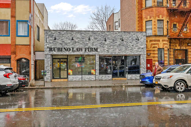 281-283 S Broadway, Yonkers, NY à vendre - Photo du bâtiment - Image 2 de 11