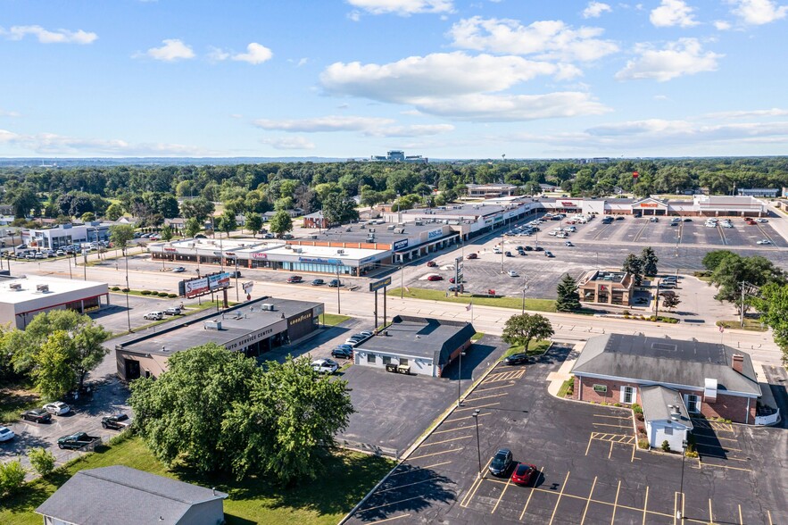 1518 W Mason St, Green Bay, WI for sale - Building Photo - Image 3 of 40