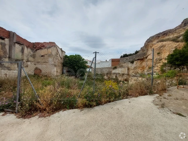 Travesía Castillejo, 15, Los Santos De La Humosa, Madrid à vendre - Photo du bâtiment - Image 1 de 16