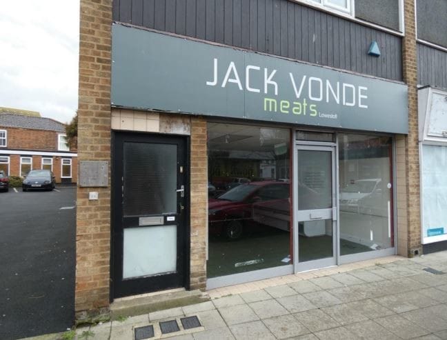 144 London Road North, Lowestoft for lease - Building Photo - Image 2 of 2