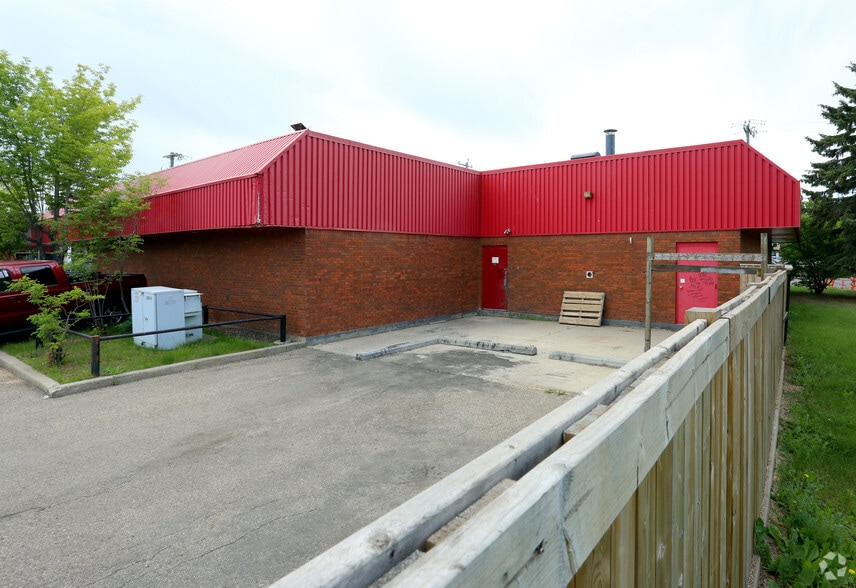 10010 132nd Ave NW, Edmonton, AB for sale - Building Photo - Image 3 of 3