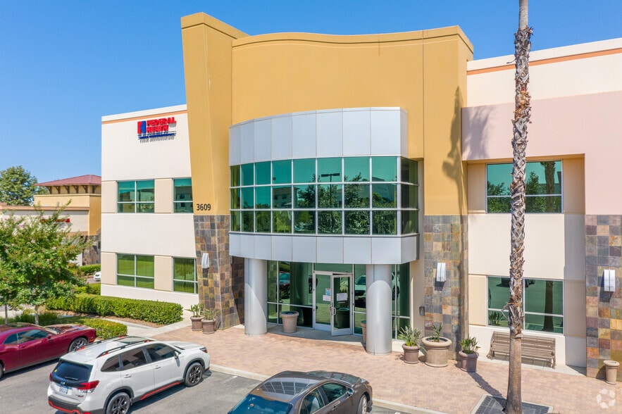 3609 Ocean Ranch Blvd, Oceanside, CA for lease - Building Photo - Image 2 of 7