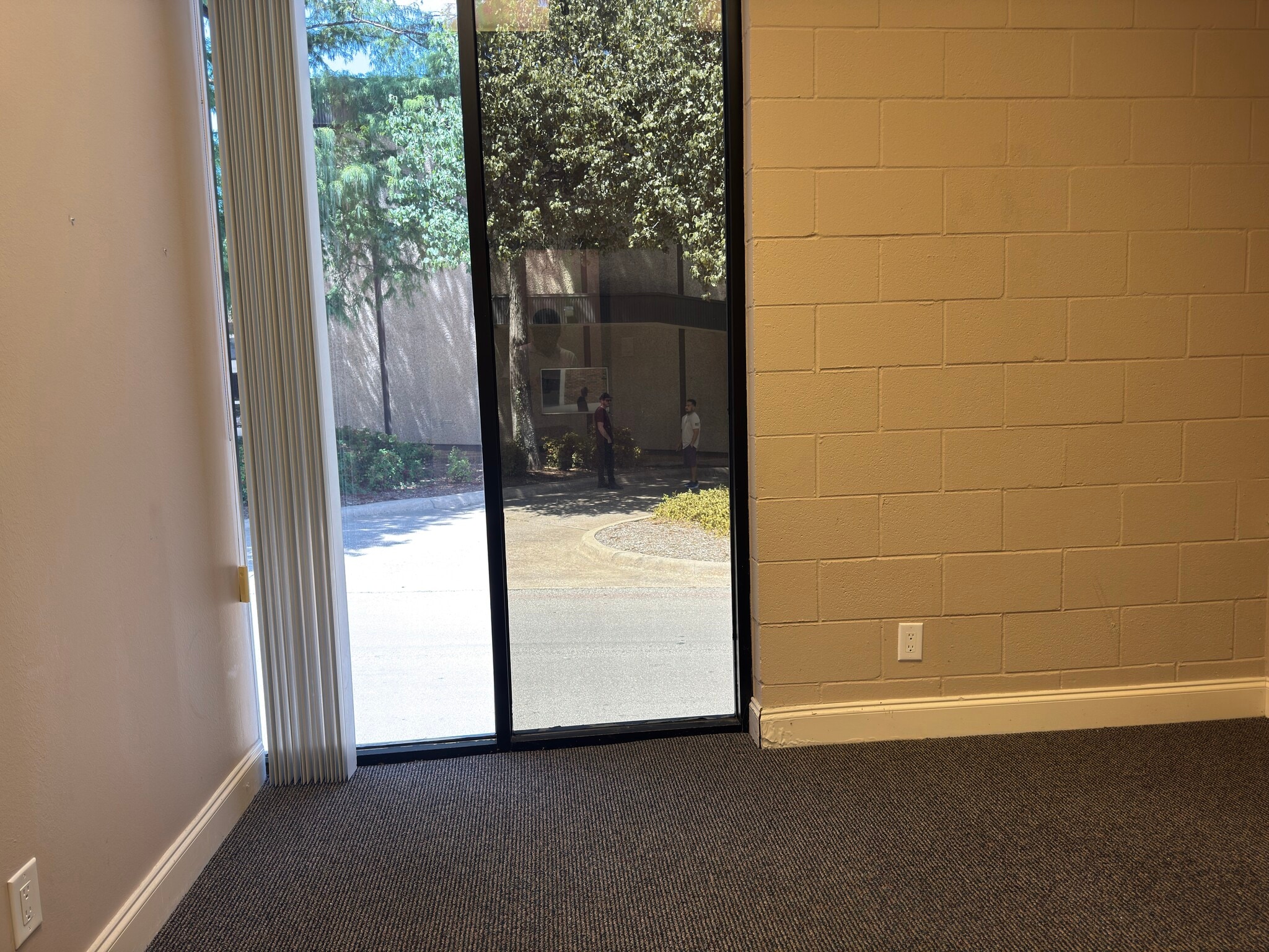 216 N Tennessee St, McKinney, TX à louer Photo intérieure- Image 1 de 5