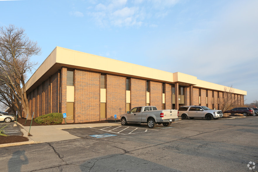 10500 Barkley St, Overland Park, KS à vendre - Photo du bâtiment - Image 1 de 7