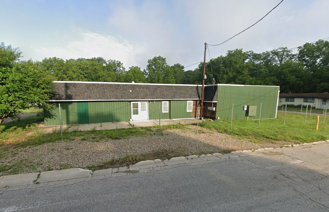 Former cannabis cultivation facility portefeuille de 2 propriétés à vendre sur LoopNet.ca Photo principale- Image 1 de 21