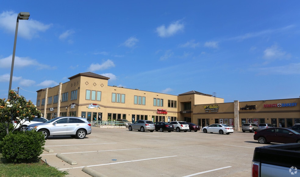 9500 Ray White Rd, Fort Worth, TX for lease - Primary Photo - Image 1 of 29