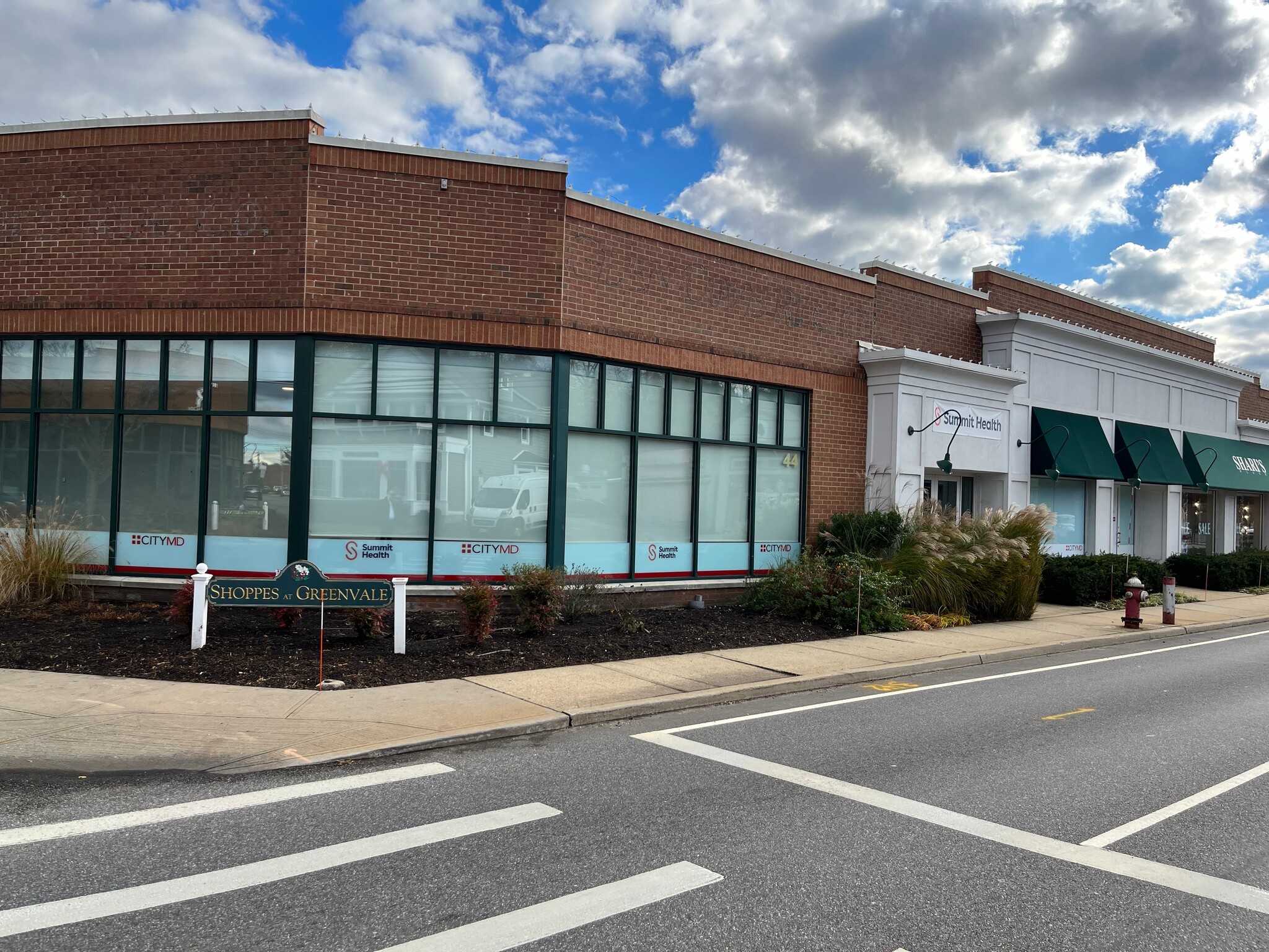 44 Glen Cove Rd, Greenvale, NY for lease Building Photo- Image 1 of 6