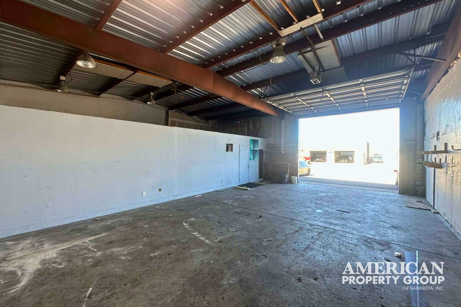 2140-2148 E 20th St, Sarasota, FL à louer Photo intérieure- Image 1 de 6