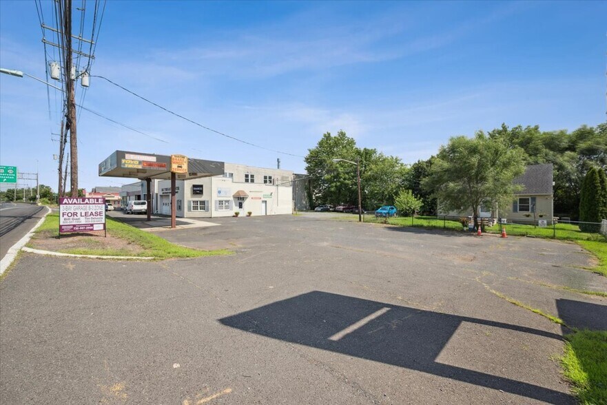 403 US Highway 202, Raritan, NJ à louer - Photo du bâtiment - Image 3 de 29