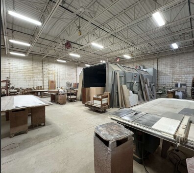 5652 S 13th St, Milwaukee, WI à vendre - Photo intérieure - Image 2 de 13