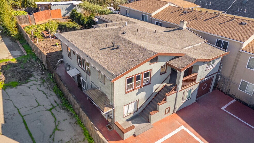 8016 MacArthur Blvd, Oakland, CA à vendre - Photo du bâtiment - Image 3 de 26