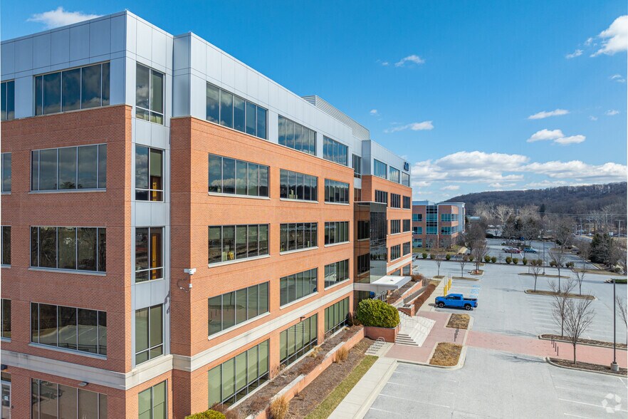 40 Wight Ave, Cockeysville, MD à louer - Photo du bâtiment - Image 2 de 7