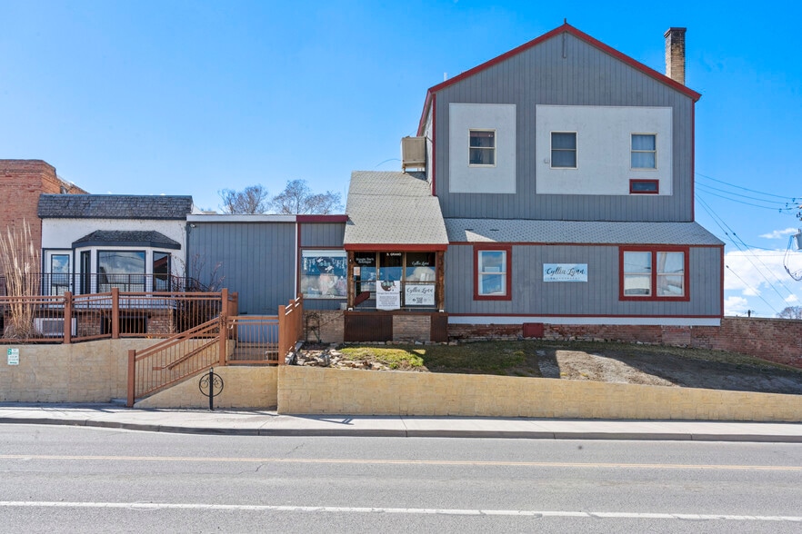 8 S Grand Ave, Montrose, CO for lease - Primary Photo - Image 1 of 23
