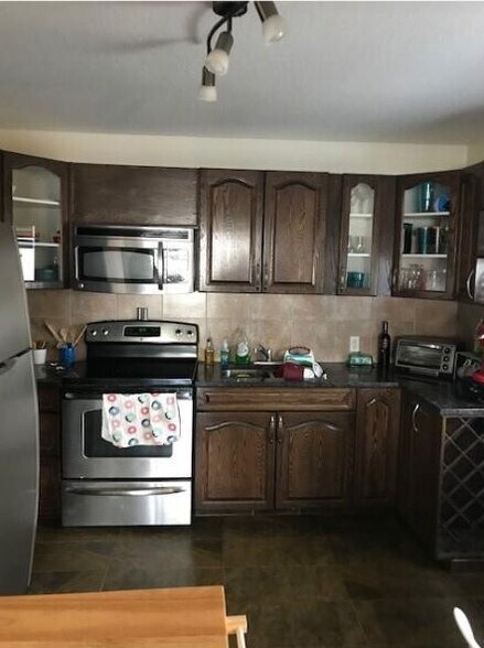 1611 36th Ave SW, Calgary, AB à vendre - Photo intérieure - Image 1 de 1