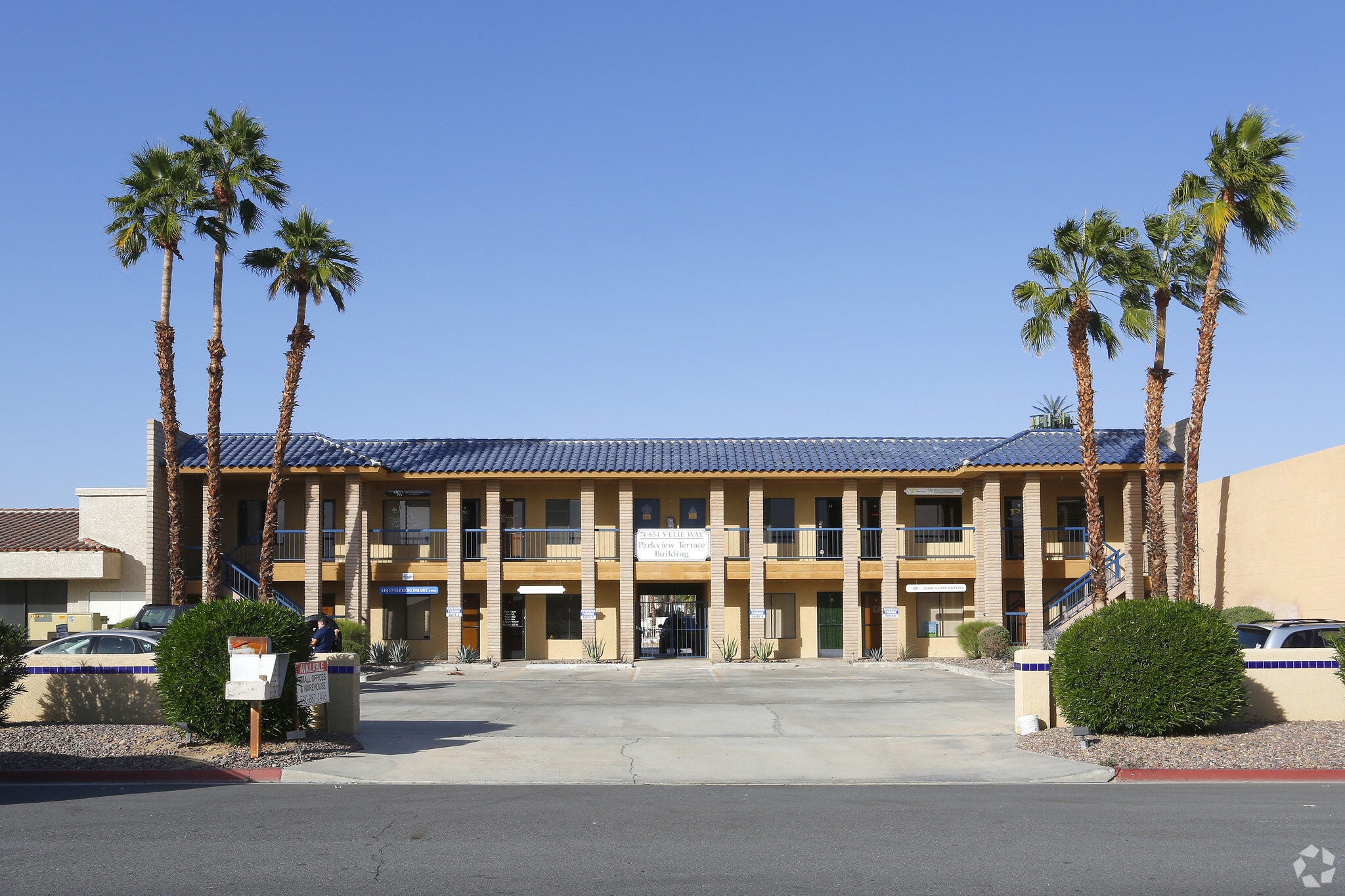 74854 Velie Way, Palm Desert, CA for lease Building Photo- Image 1 of 4
