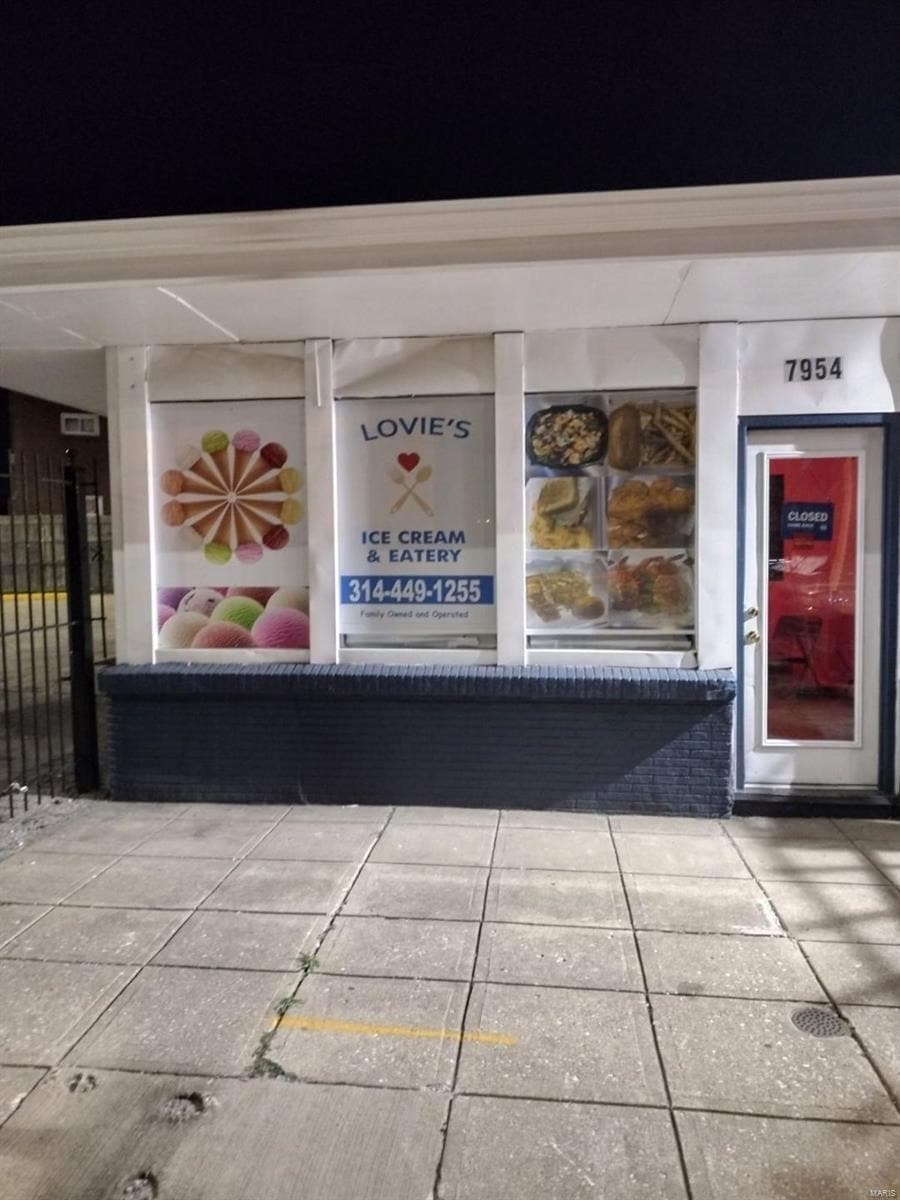 7954 N Broadway, Saint Louis, MO for lease Primary Photo- Image 1 of 5