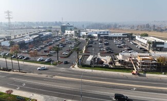 Plus de détails pour 7845 N Palm Ave, Fresno, CA - Vente au détail à louer