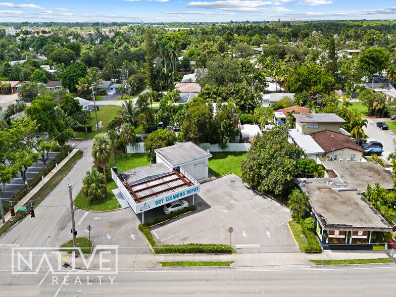2117 N Andrews Ave, Wilton Manors, FL à vendre - Photo du bâtiment - Image 2 de 10