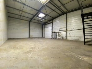 Industrial in Magny-en-Vexin for lease Interior Photo- Image 2 of 4