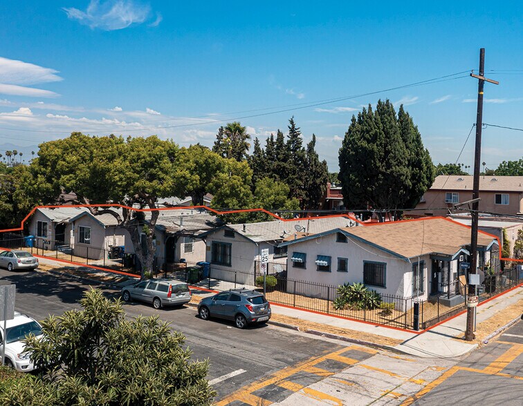 6612 Menlo Ave, Los Angeles, CA à vendre - Photo du bâtiment - Image 2 de 12