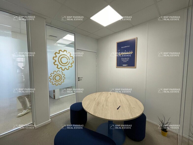 50 Rue Gustave Delory, Lille for lease - Building Photo - Image 3 of 14