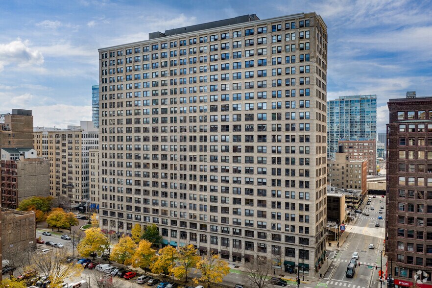 600 S Dearborn St, Chicago, IL à louer - Photo du bâtiment - Image 3 de 7
