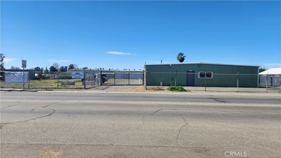 2551 Huntington Ln, Oroville, CA à louer - Photo du bâtiment - Image 2 de 14