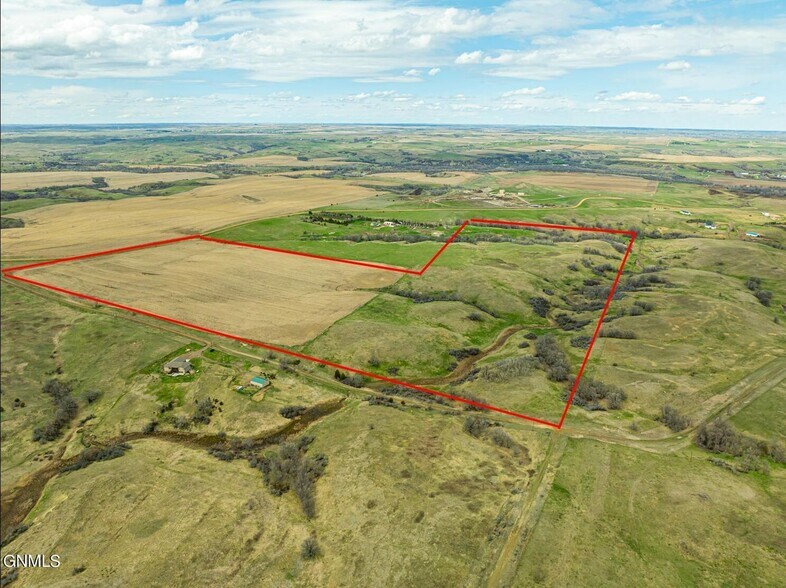 Tbd County Rd 82, Mandan, ND for sale - Primary Photo - Image 1 of 43