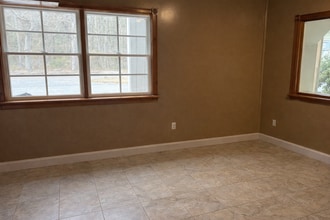 89 S Main St, Centerville, MA for lease Interior Photo- Image 2 of 12