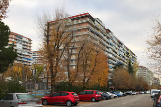 Plus de détails pour Calle Pozo Nieve, 1, Torrejón De Ardoz - Multi-résidentiel à vendre