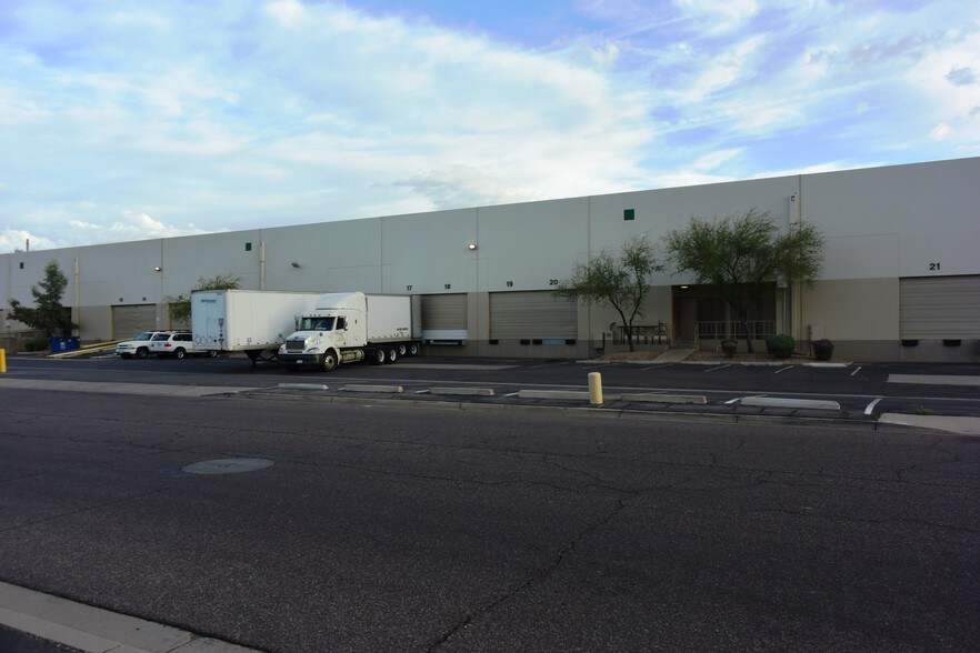 236 E Pima St, Phoenix, AZ à louer - Photo du bâtiment - Image 3 de 11