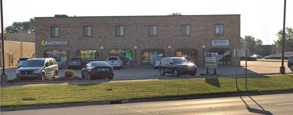 34830 Utica Rd, Fraser, MI à louer - Photo du bâtiment - Image 2 de 3