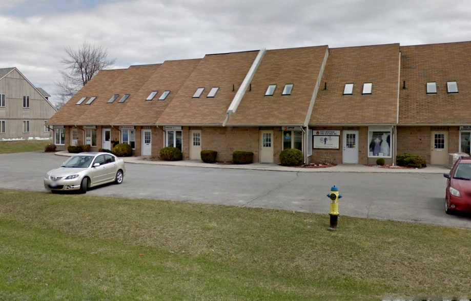 1044-1058 Gardiners Rd, Kingston, ON for lease - Building Photo - Image 2 of 2