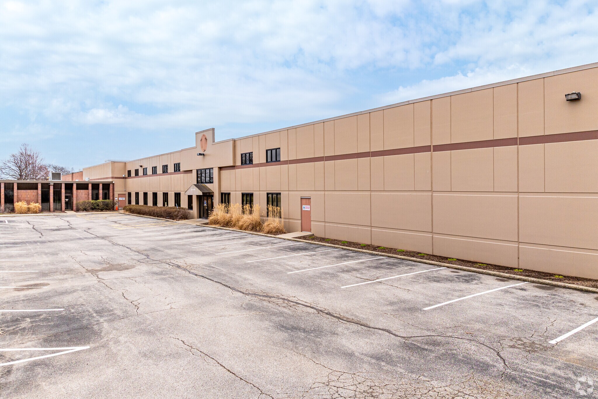 1355 Holmes Rd, Elgin, IL à vendre Photo principale- Image 1 de 1