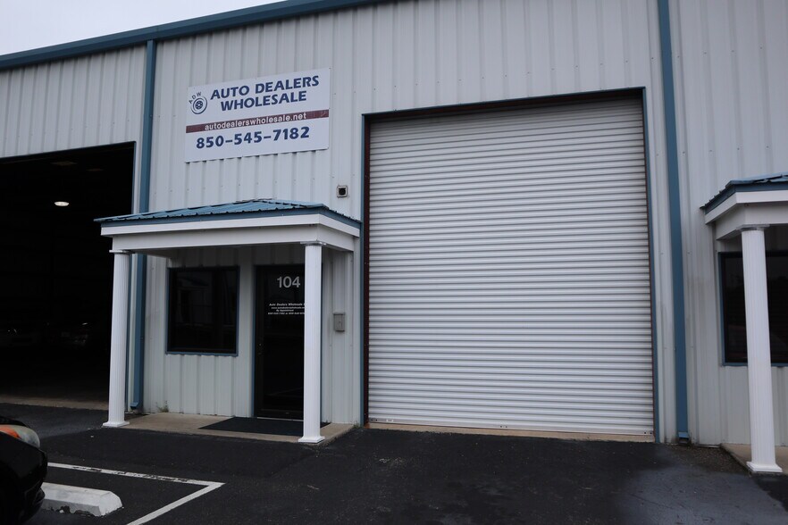 5040 W Tharpe St, Tallahassee, FL à louer - Photo du bâtiment - Image 2 de 5