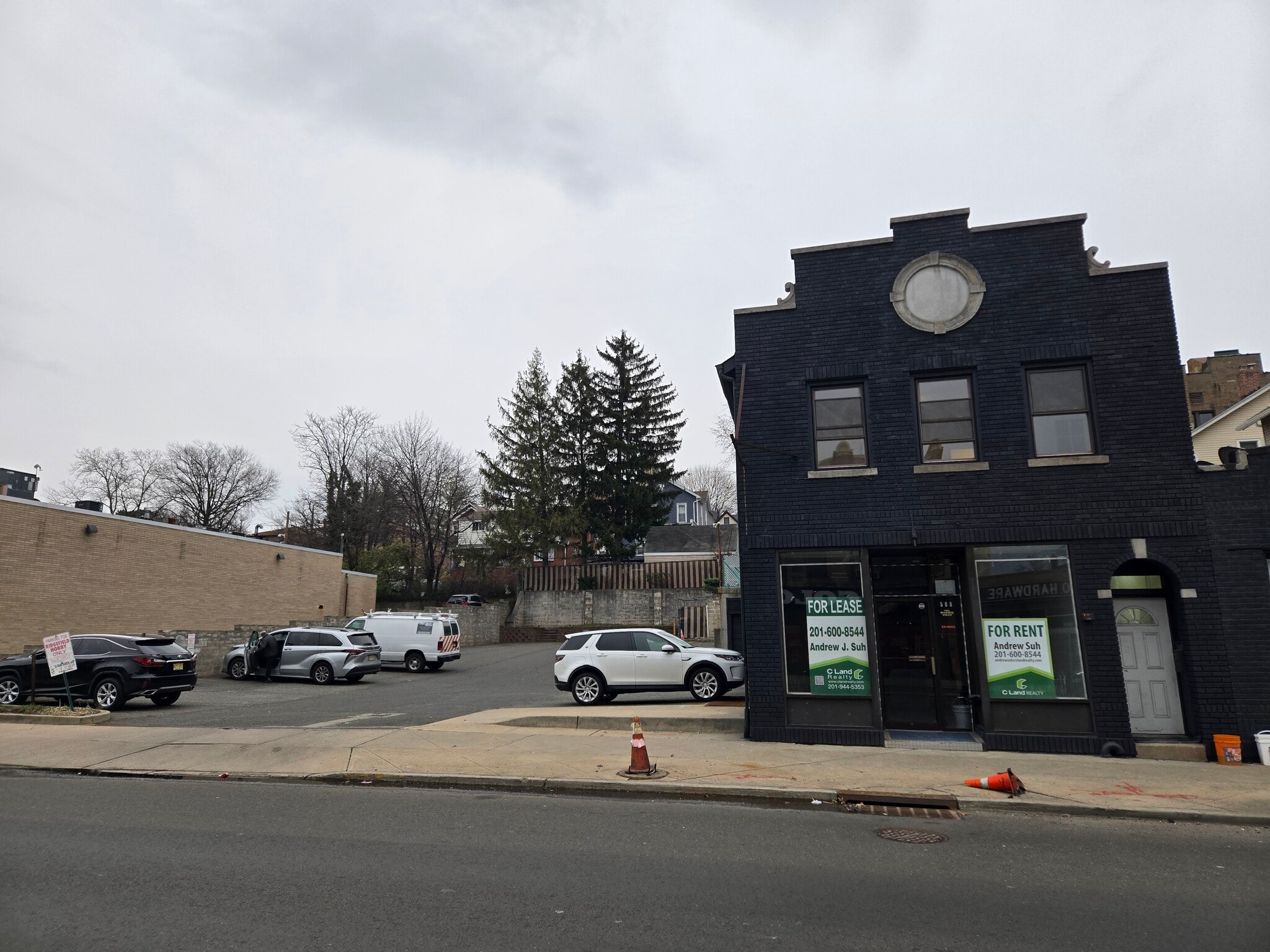 508 Broad Ave, Ridgefield, NJ for lease Primary Photo- Image 1 of 10