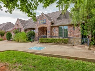 Plus de détails pour 2232 Bridgeview Blvd, Edmond, OK - Bureau à vendre