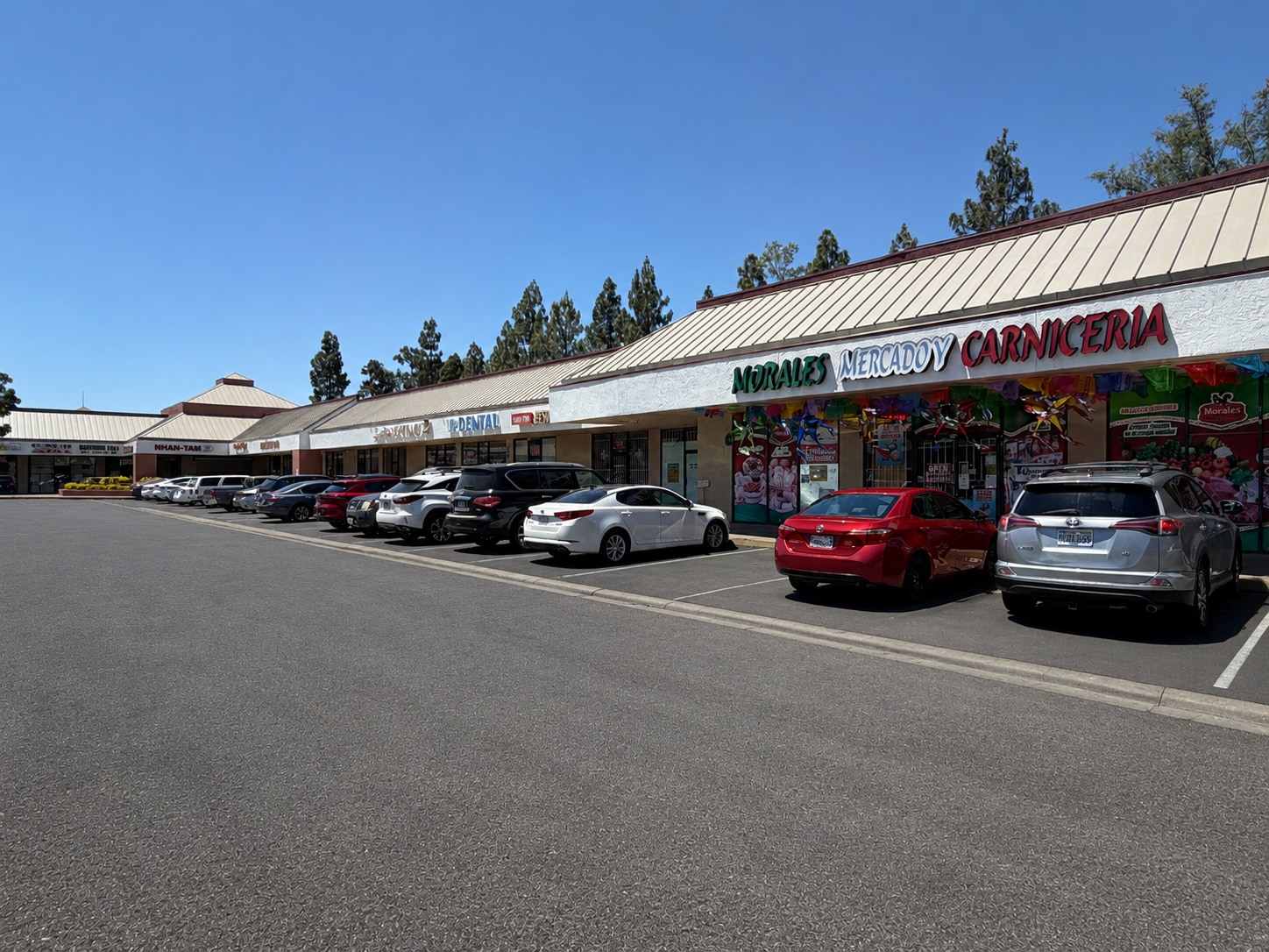 6830 Stockton Blvd, Sacramento, CA for lease Building Photo- Image 1 of 9