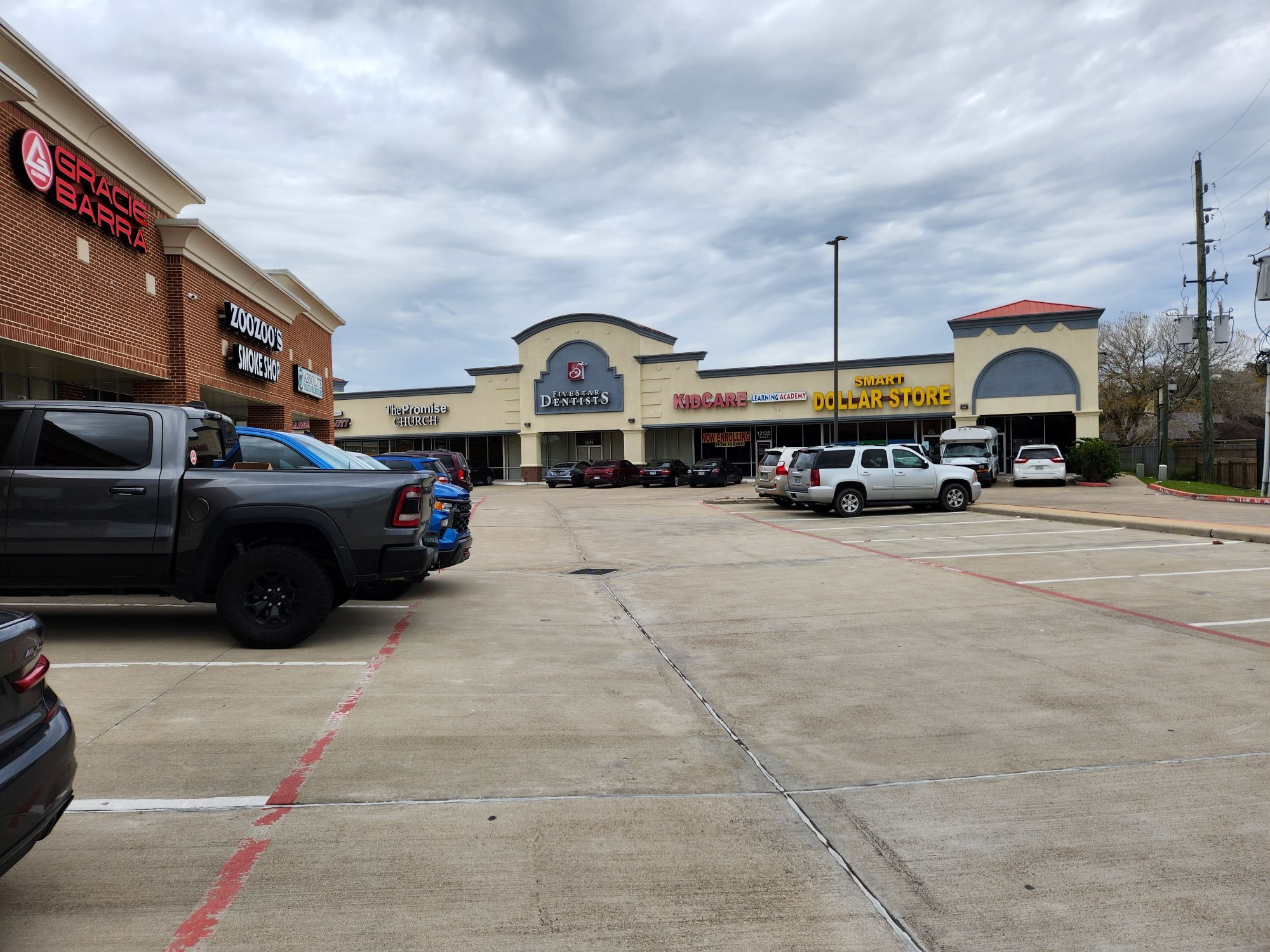 12125 S Highway 6, Fresno, TX for lease Primary Photo- Image 1 of 3