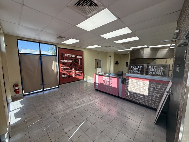 209 S Cocoa Blvd, Cocoa, FL for lease - Building Photo - Image 3 of 26