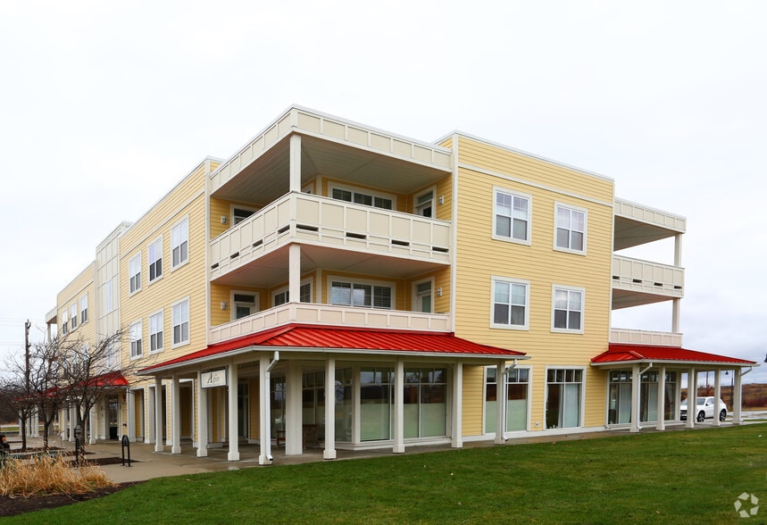 960-970 Harris Rd, Grayslake, IL à louer - Photo du bâtiment - Image 3 de 31
