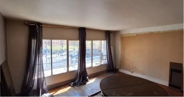 61 Boulevard Mortier, Paris for sale - Interior Photo - Image 2 of 4
