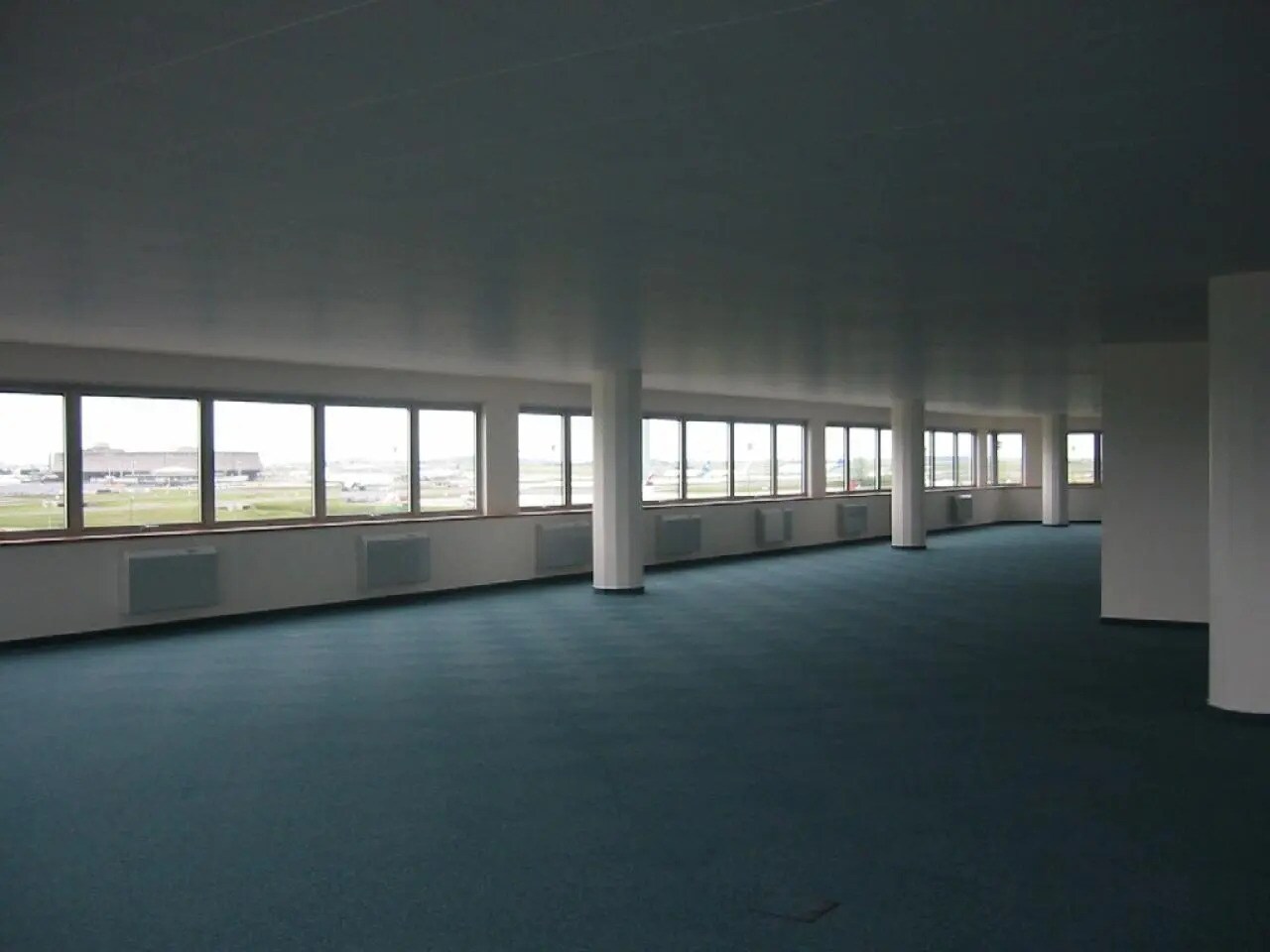 3 Place De Berlin, Tremblay-en-France à louer Photo du bâtiment- Image 1 de 11