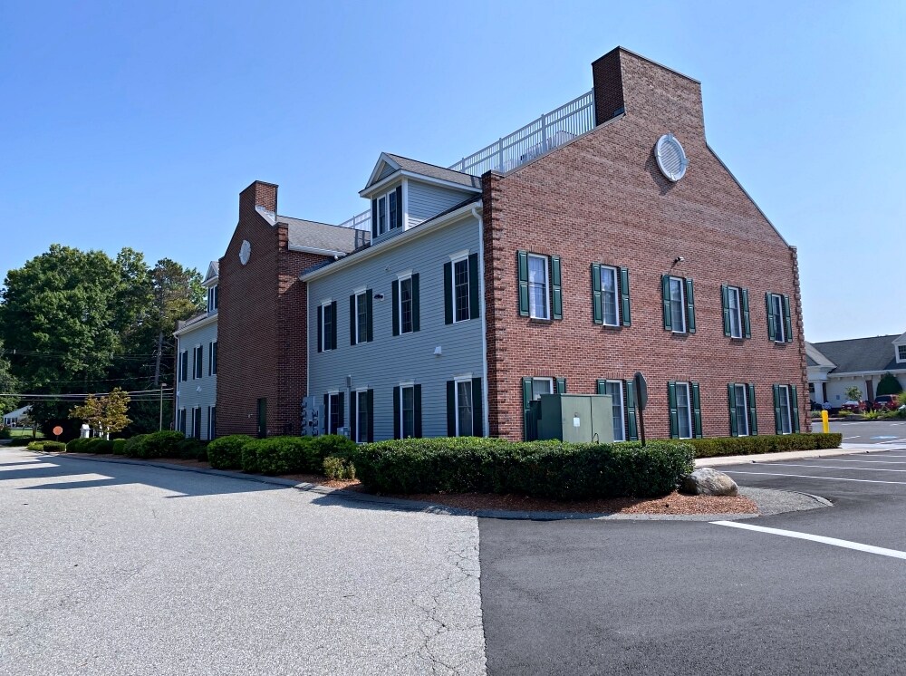 100 Boston Rd, Groton, MA à louer Photo du bâtiment- Image 1 de 11