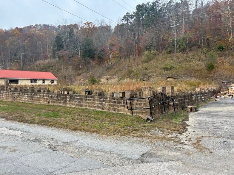 163 Pritchard rd, Danville, WV à louer - Photo du bâtiment - Image 2 de 3