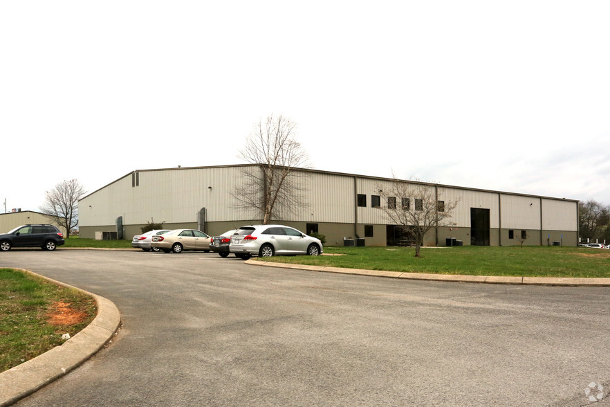 114 Corporate Ct, Bowling Green, KY for sale - Primary Photo - Image 1 of 1