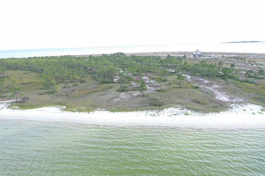 Gulf Shore Blvd, Carrabelle, FL à vendre - Photo principale - Image 1 de 10